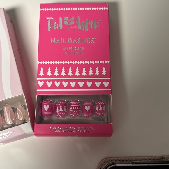 Red Aspen Nail Dashes, New in Box - Picture 2 of 4